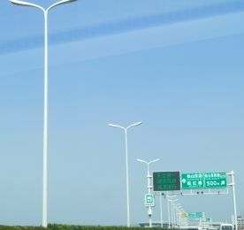 青岛港八号码头LED路灯照明改造工程顺利完工